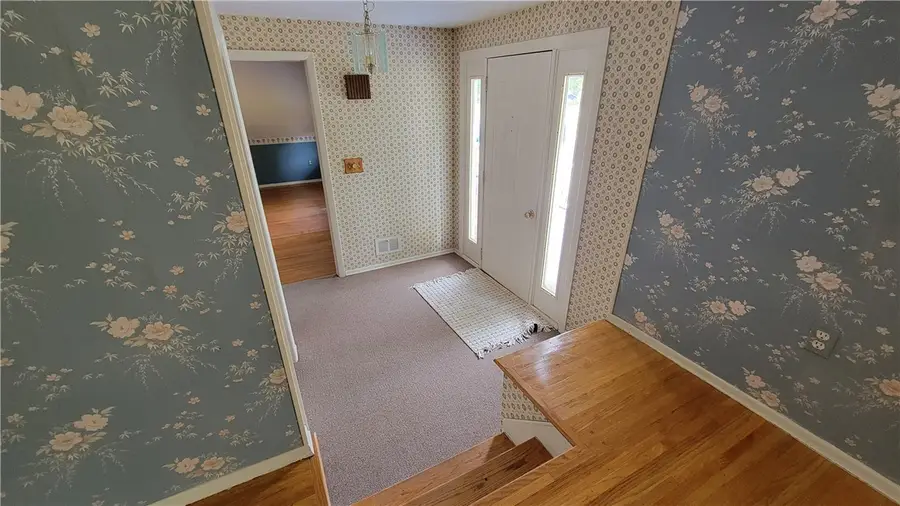 73 Charleswood Drive, Pittsford, NY 14534 - Image #3