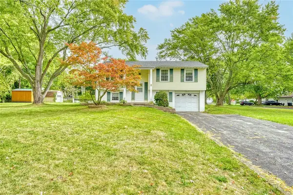 2 Horatio Lane, Rochester, NY 14624