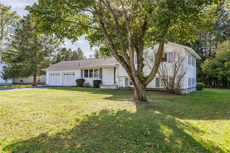 6 Courtney Drive, Seneca Falls, NY 13148 - Image #2