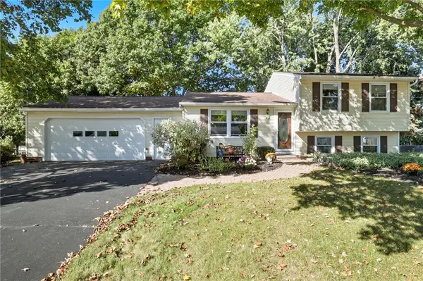 46 Cascade Road, West Henrietta, NY 14586