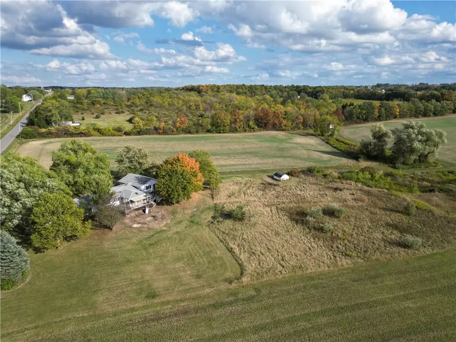 4303 Kipp Rd, Canandaigua, NY 14424 - Image #2