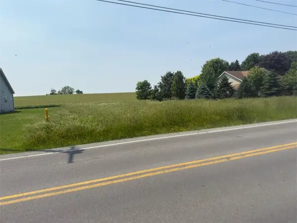 945 Peirson Ave, Newark, NY 14513