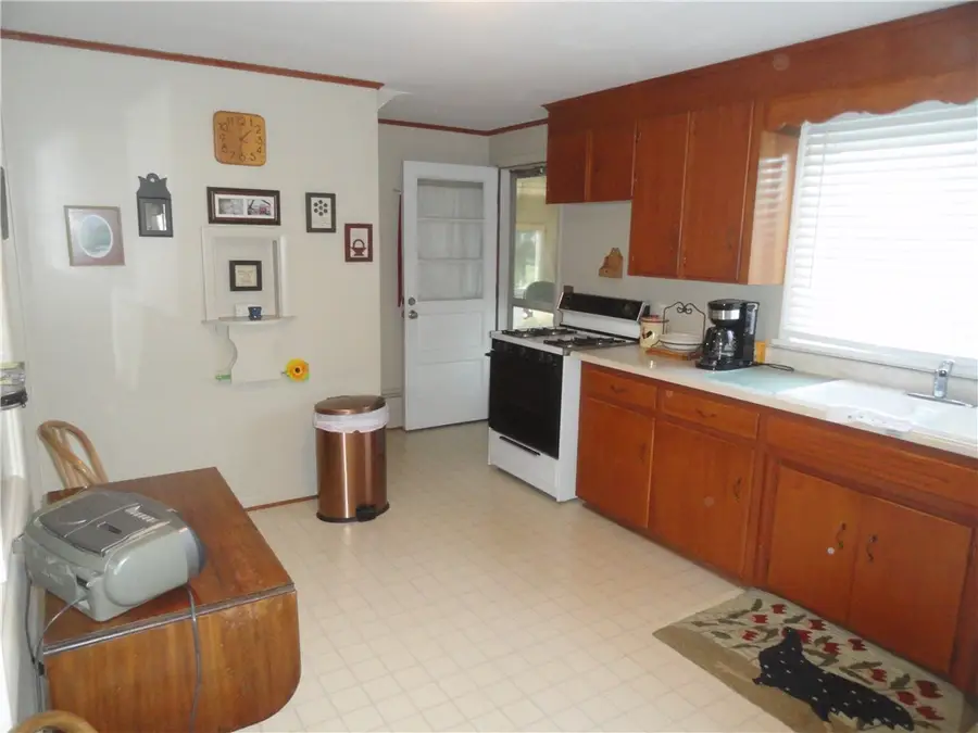 107 Olympia Dr, Rochester, NY 14615 - Image #3