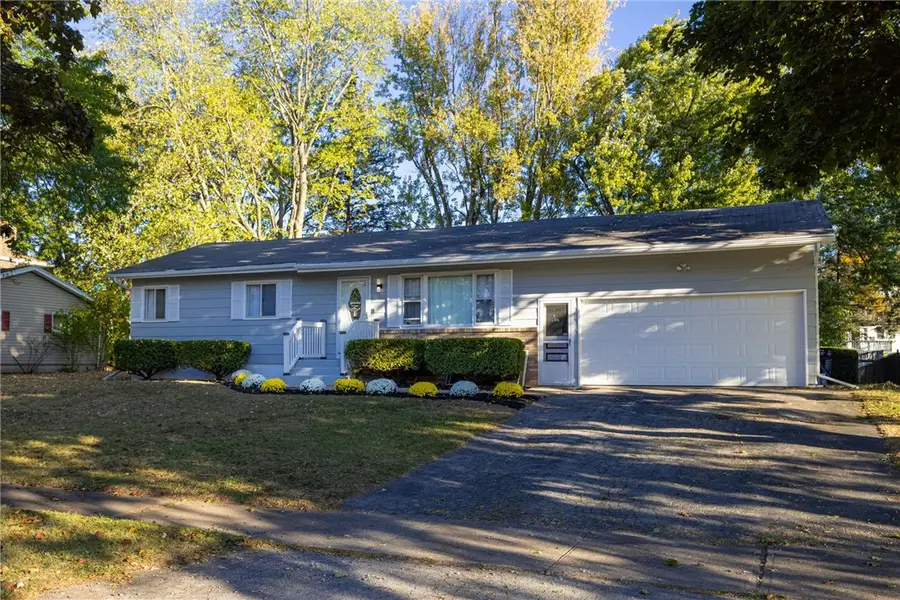 30 Flamingo Drive, Gates, NY 14624 - Image #3