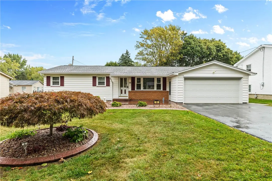 38 Regina Drive, Rochester, NY 14606 - Image #1