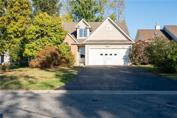 757 Bel Arbor Trail, Webster, NY 14580