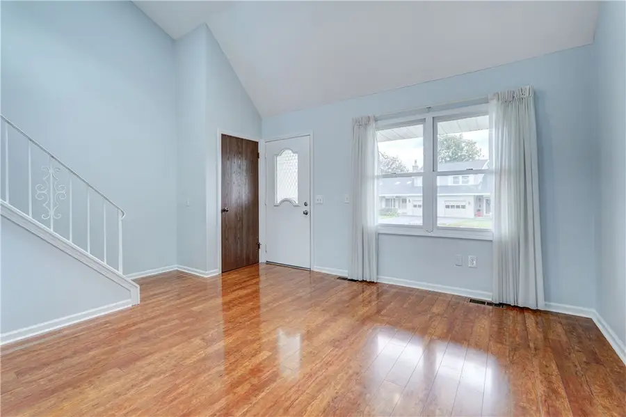 1128 Cunningham Drive, Victor, NY 14564 - Image #3