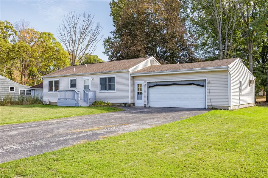 173 Hollybrook Road, Rochester, NY 14623 - Image #2