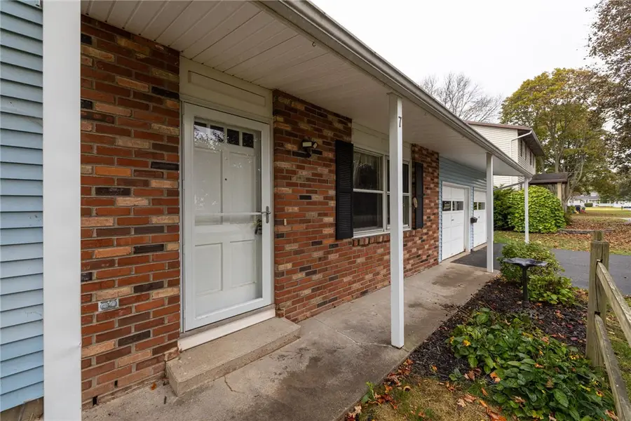 7 W Canon Drive, Rochester, NY 14624 - Image #3