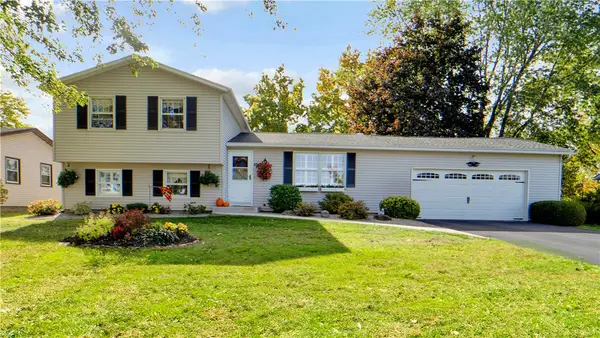 100 Long Wood Drive, Rochester, NY 14612