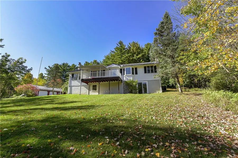 6088 Middlebrook Road, Naples, NY 14512 - Image #2