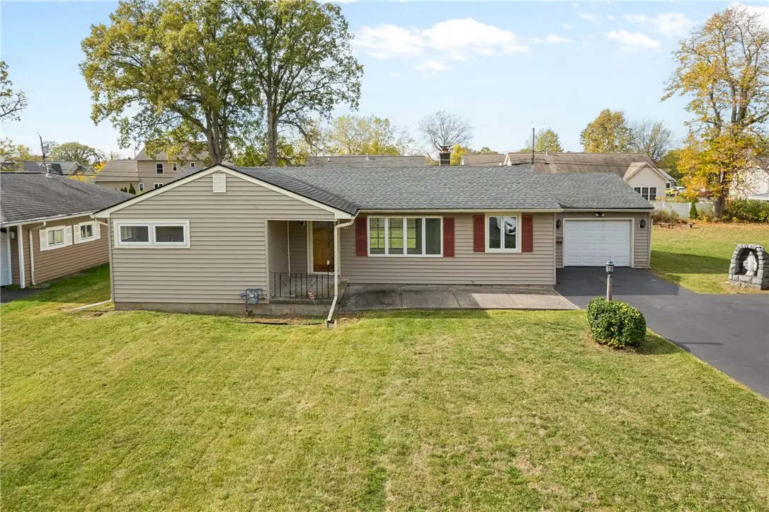 21 W Crest Drive, Rochester, NY 14606 - Image #1