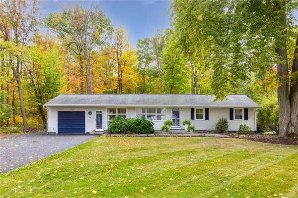 169 Straub Rd, Rochester, NY 14626