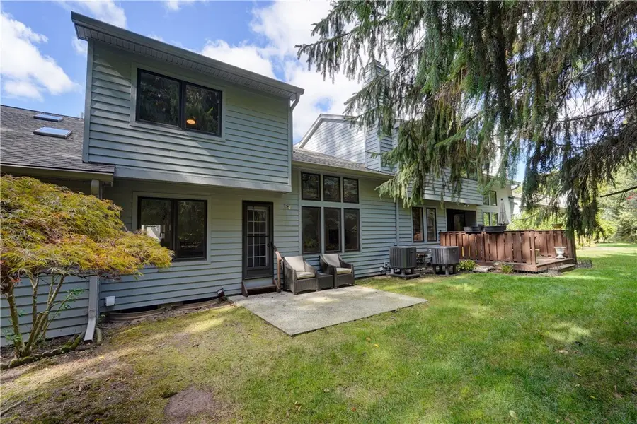 4 Colonial Circle, Fairport, NY 14450 - Image #3