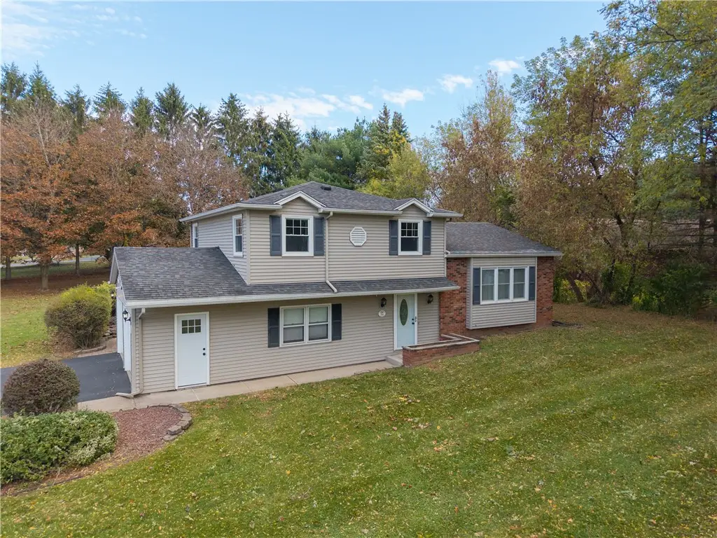 802 Klem Road, Webster, NY 14580 - Image #1