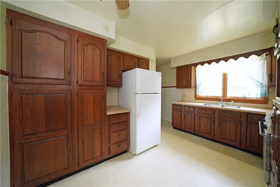 4120 Meads Creek Rd, Painted Post, NY 14870 - Image #2