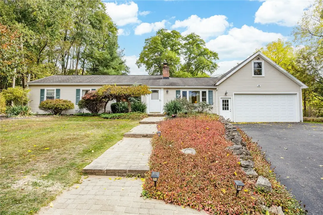 14 Red Fox Run, Pittsford, NY 14534 - Image #1