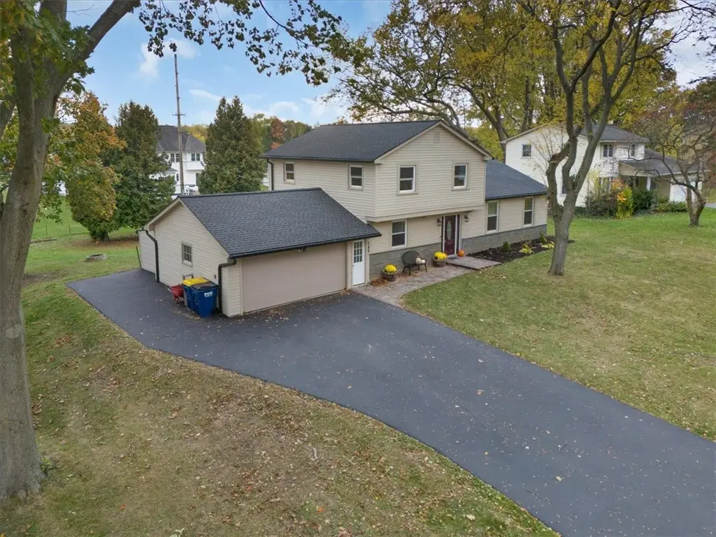 749 Mont Vista Lane, Webster, NY 14580 - Image #1