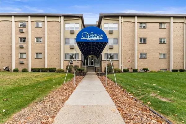 701 Westage At The Hbr, Rochester, NY 14617