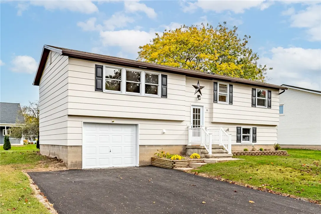 38 Cloverwood Drive, Brockport, NY 14420 - Image #1