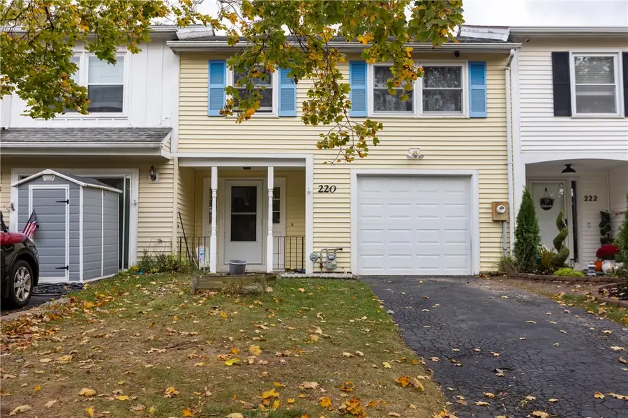 220 Willow Pond, Penfield, NY 14526 - Image #3