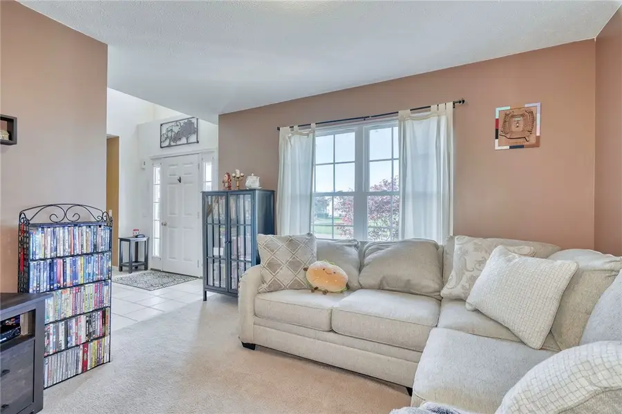 123 Longton Place, West Henrietta, NY 14586 - Image #2