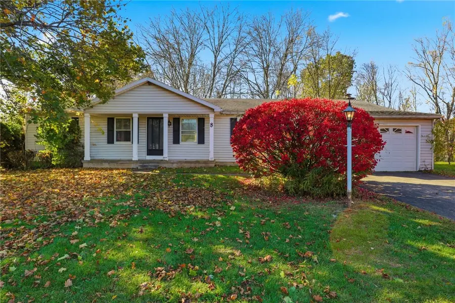 8 Pine Brook Circle, Penfield, NY 14526 - Image #3