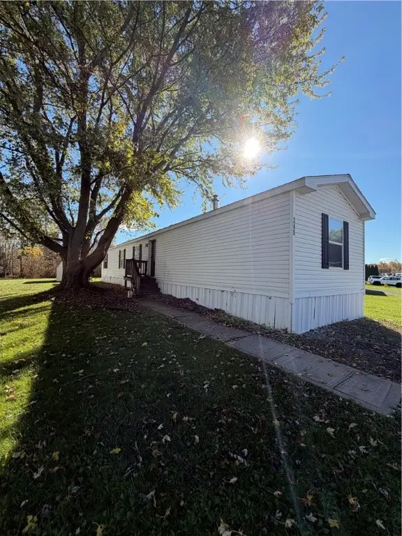 345 Sandy Brook Drive, Hamlin, NY 14464 - Image #1