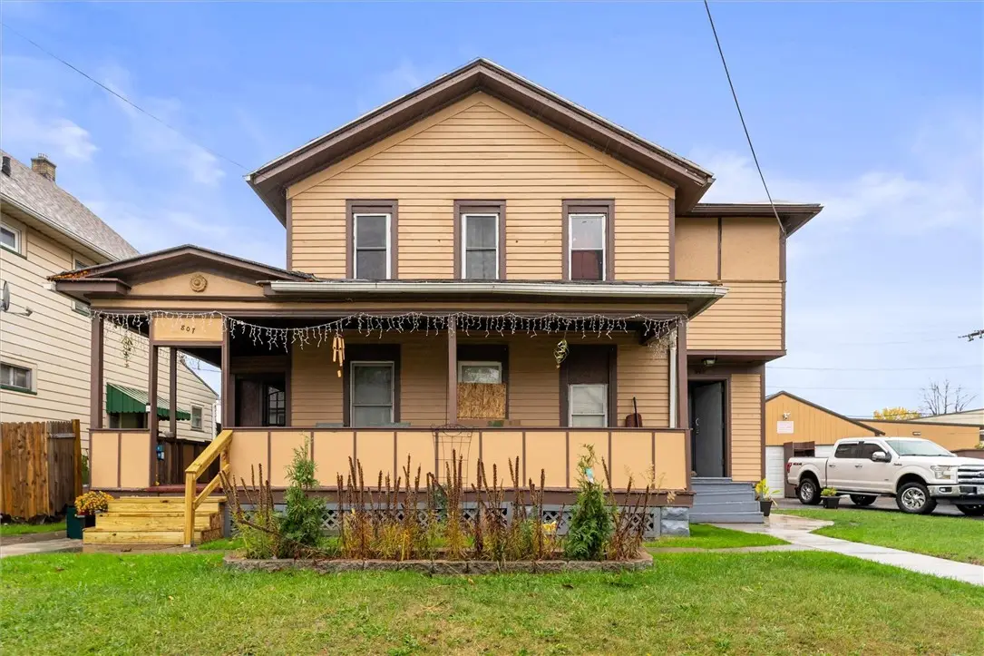 807 Avenue D, Rochester, NY 14621 - Image #1