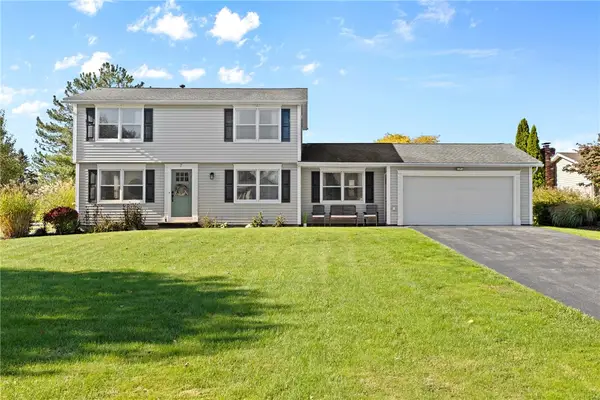 7 Darby Circle, Rochester, NY 14626