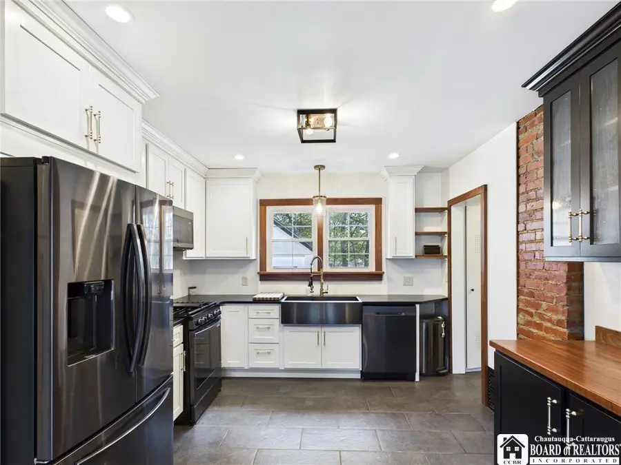 7 Stewart Avenue, Jamestown, NY 14701 - Image #3