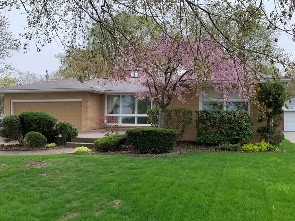 4431 Lake Shore Road, Hamburg, NY 14075