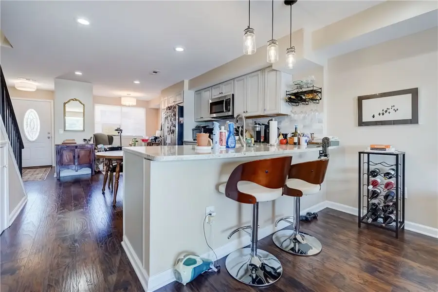 281 Bay Village Drive, Rochester, NY 14609 - Image #3