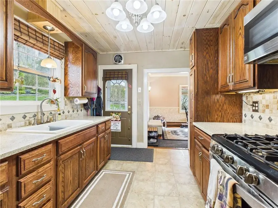 2 Abbott Road, Bradford, PA 16701 - #2