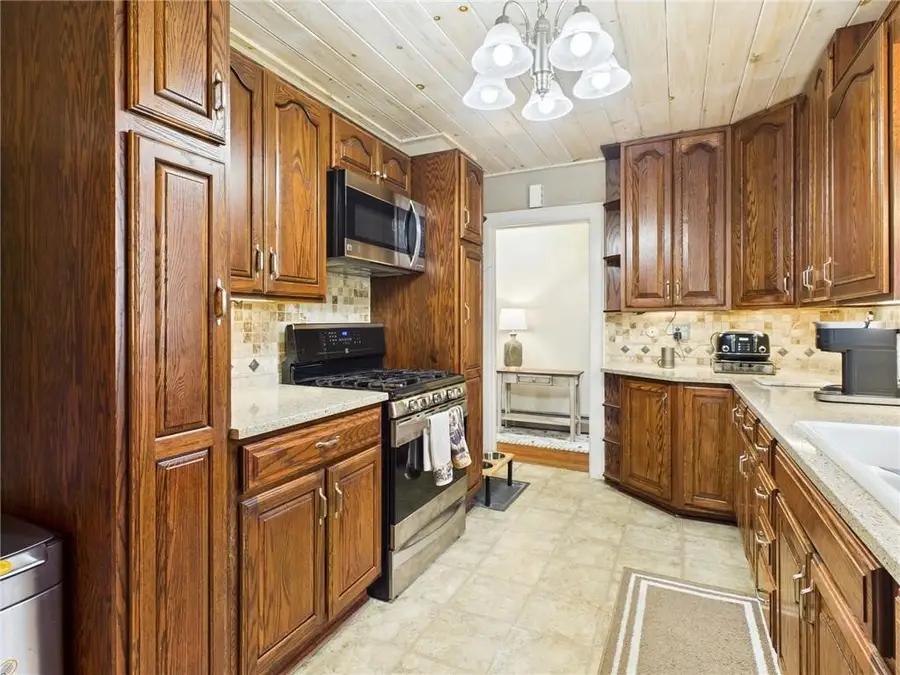 2 Abbott Road, Bradford, PA 16701 - #3