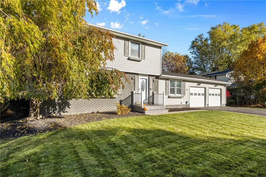 121 Anytrell Drive, Webster, NY 14580 - Image #3