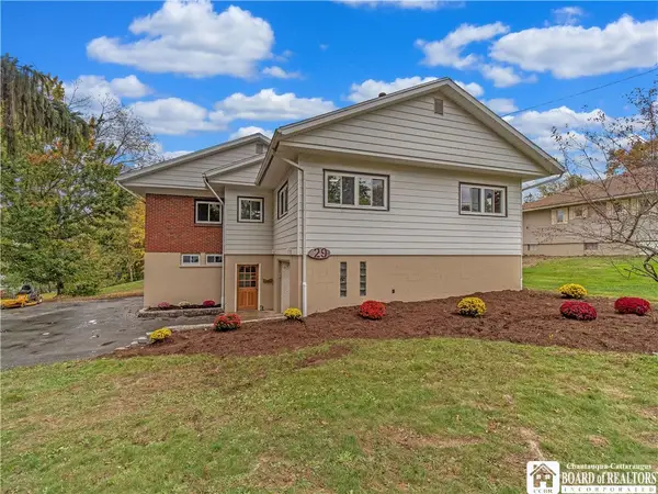 29 E Whallon Street, Mayville, NY 14757