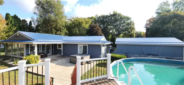 38 Rolling Acres Rd, Pine City, NY 14871