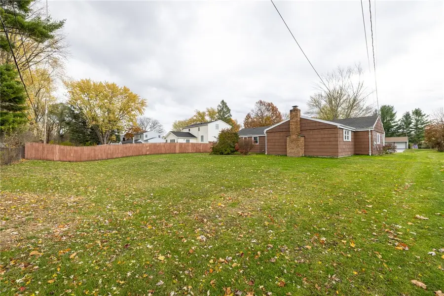 4 Weatherwood Lane, Rochester, NY 14624 - Image #2