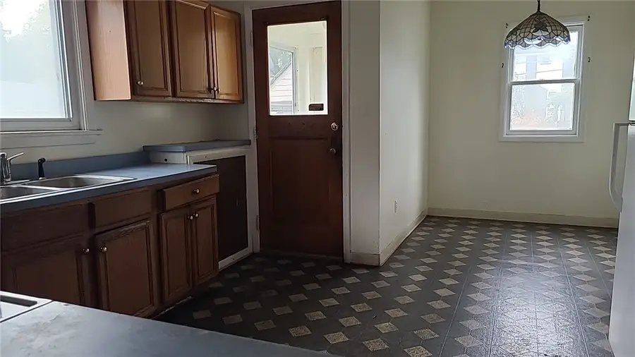 43 Navarre Road, Rochester, NY 14621 - Image #3