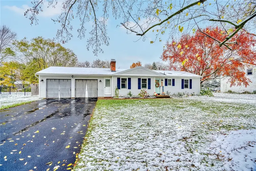 197 Heather Lane, Farmington, NY 14425 - Image #2