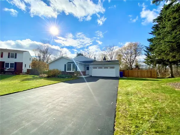 16 Matthew Circle, Rochester, NY 14624