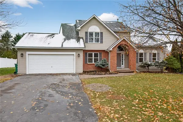 17 Birchmount Circle, Henrietta, NY 14586