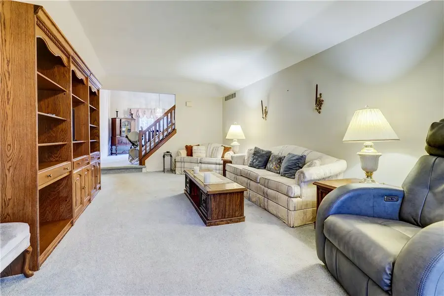 17 Chenin Run, Fairport, NY 14450 - Image #3