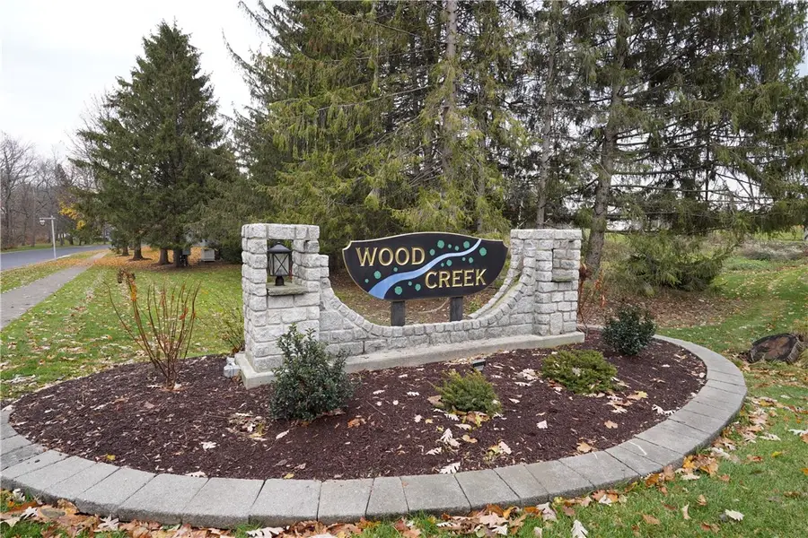 34 Wood Creek Drive, Pittsford, NY 14534 - Image #2