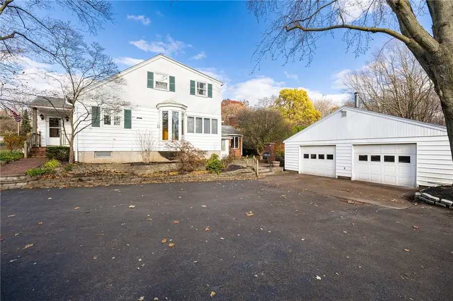 528 Moseley Road, Fairport, NY 14450 - Image #2