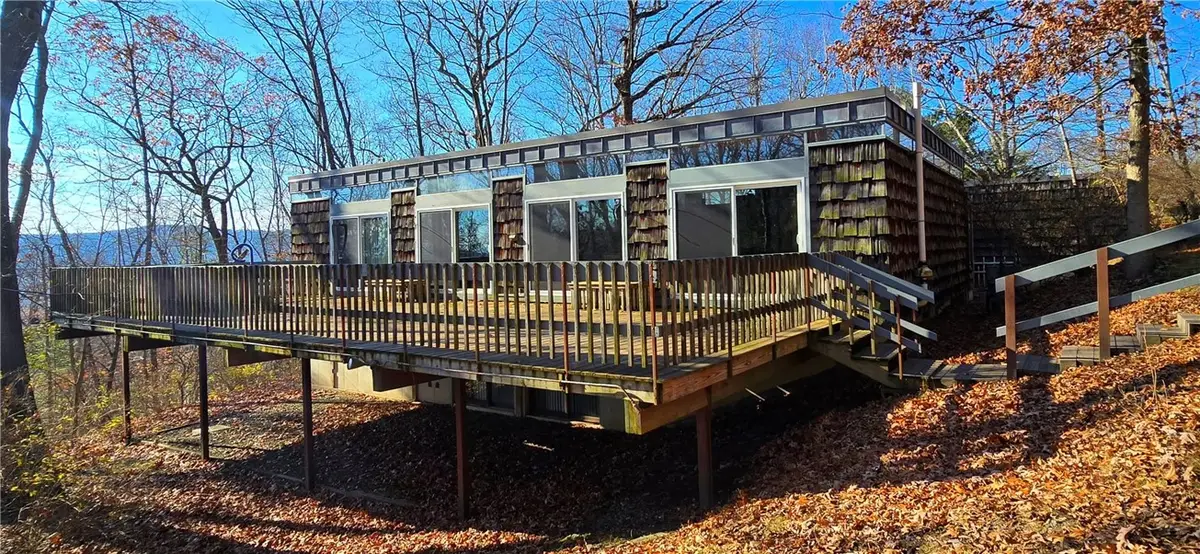 816 Larchmont Circle, Elmira, NY 14905 - Image #1