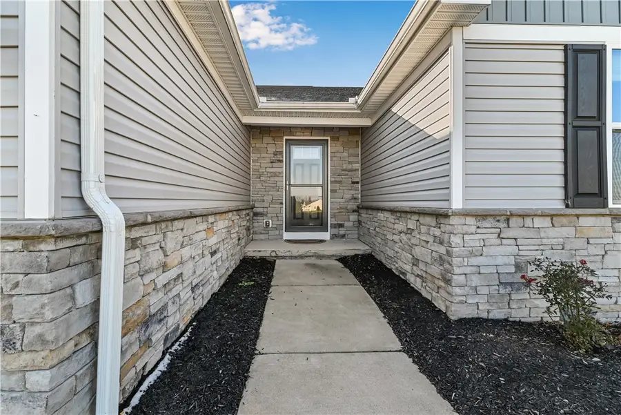 6167 Omega Drive, Farmington, NY 14425 - Image #2