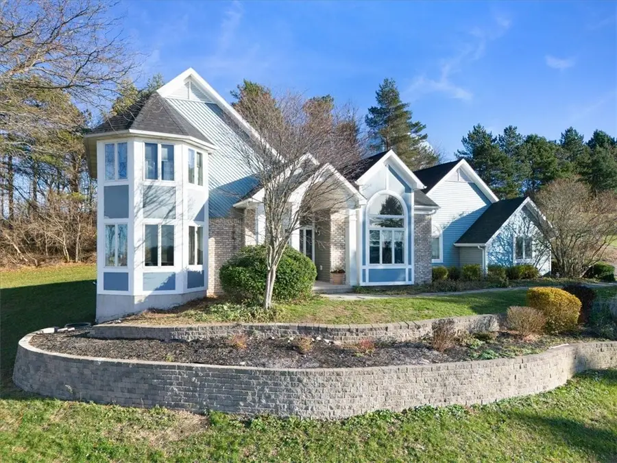 1386 Macedon Center Road, Macedon, NY 14502 - Image #2