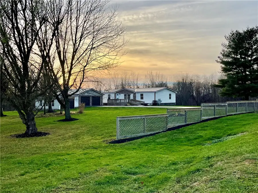 11834 Tellier Road, Wolcott, NY 14590 - Image #2